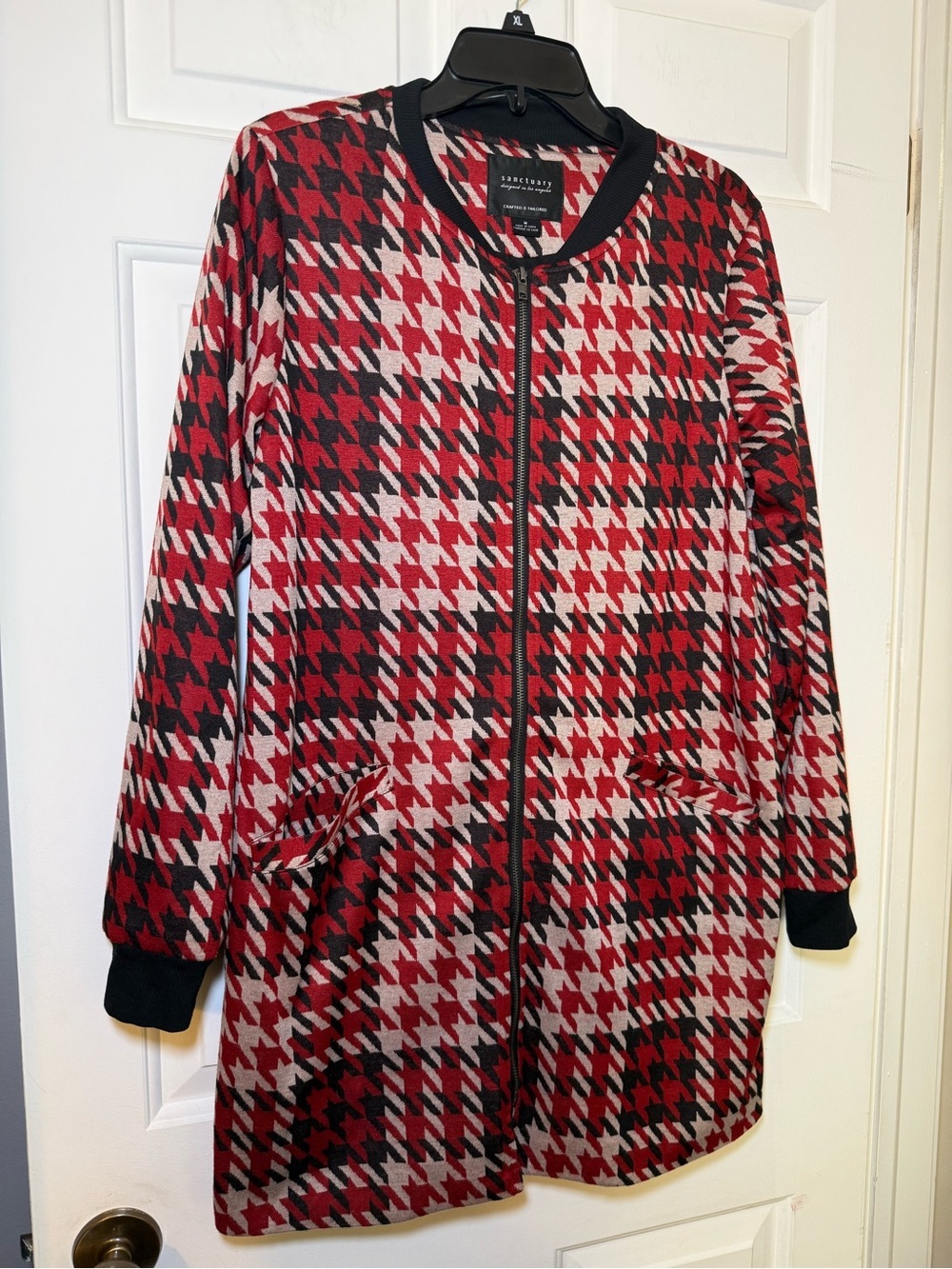 Sanctuary Houndstooth Red Black & Tan Knit Sweater Jacket MEDIUM Shacket Preppy